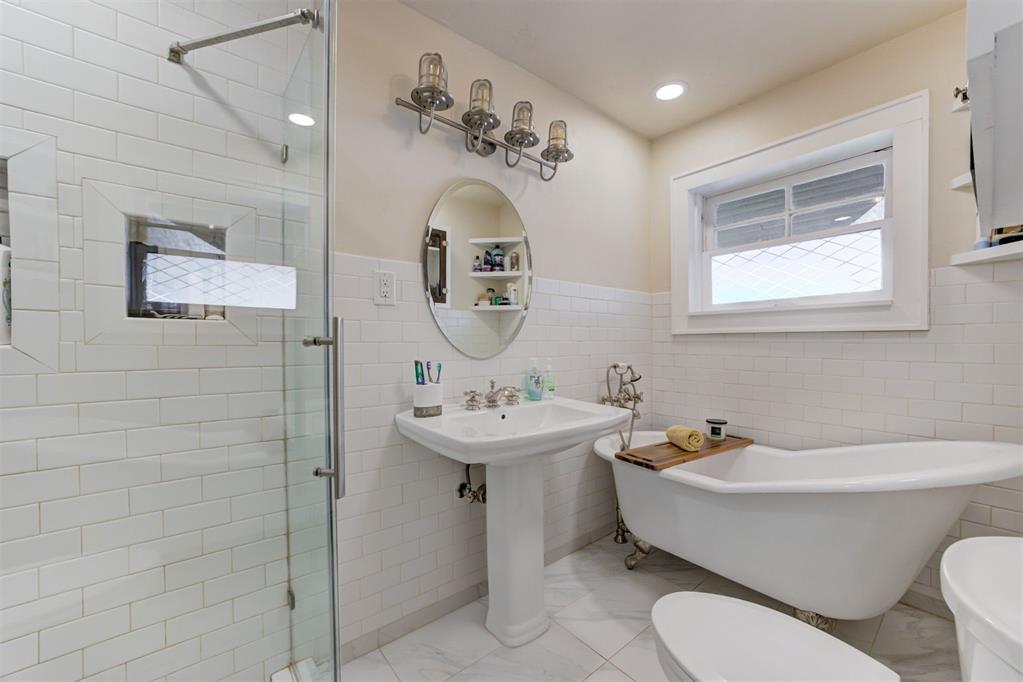 930 NW 17th Street