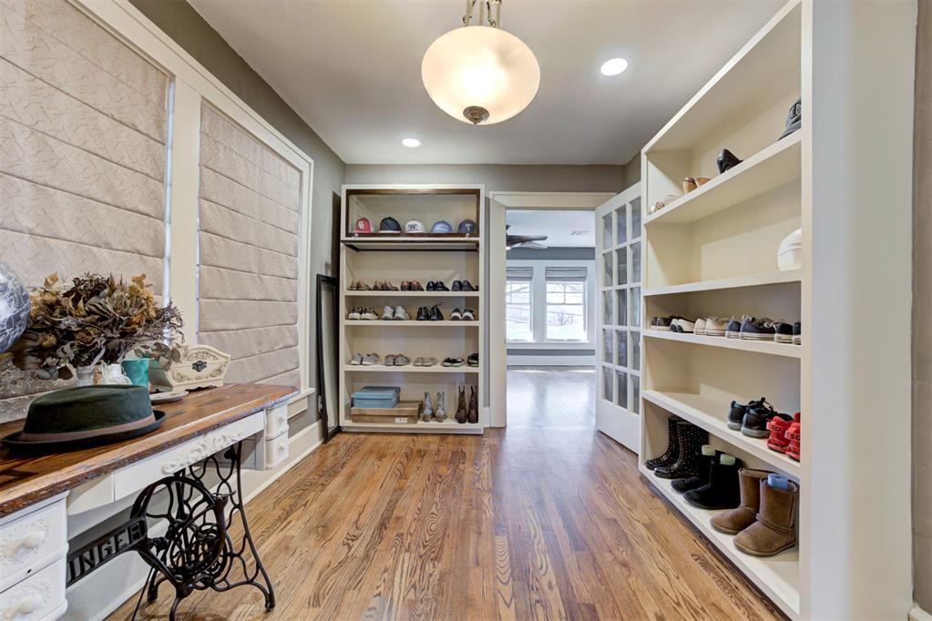 930 NW 17th Street