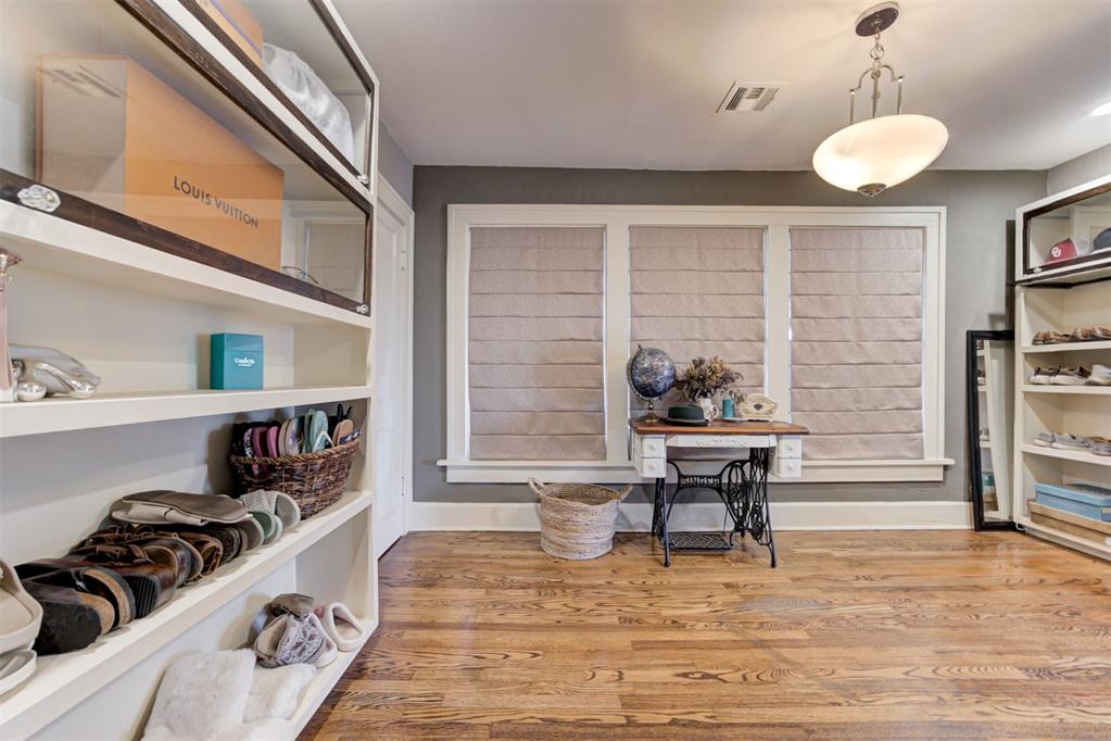 930 NW 17th Street