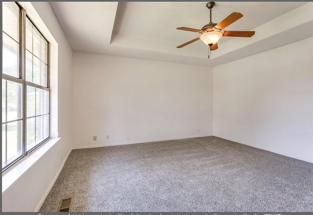 2713 S Summerfield Drive