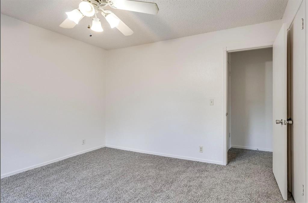 2713 S Summerfield Drive