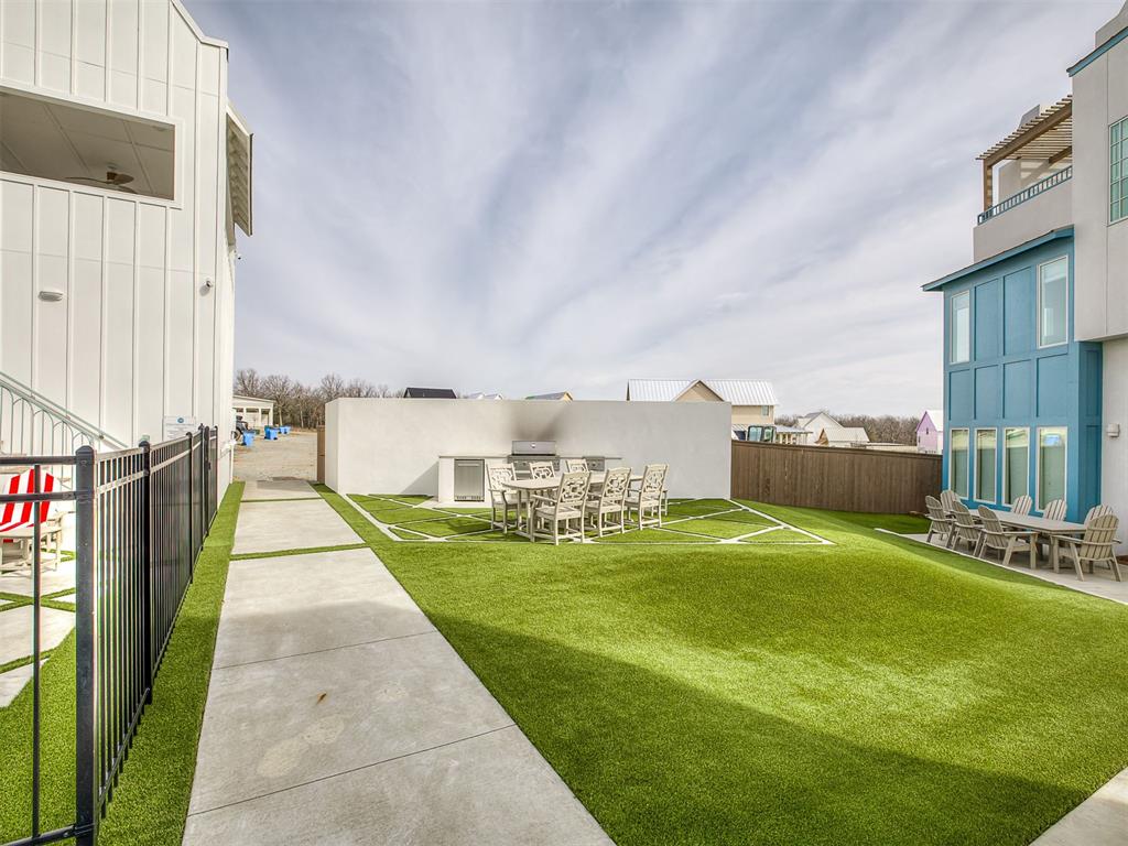 53 Lower Greenway Unit: C
