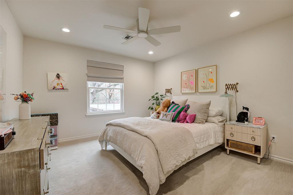 600 Heatherstone Road