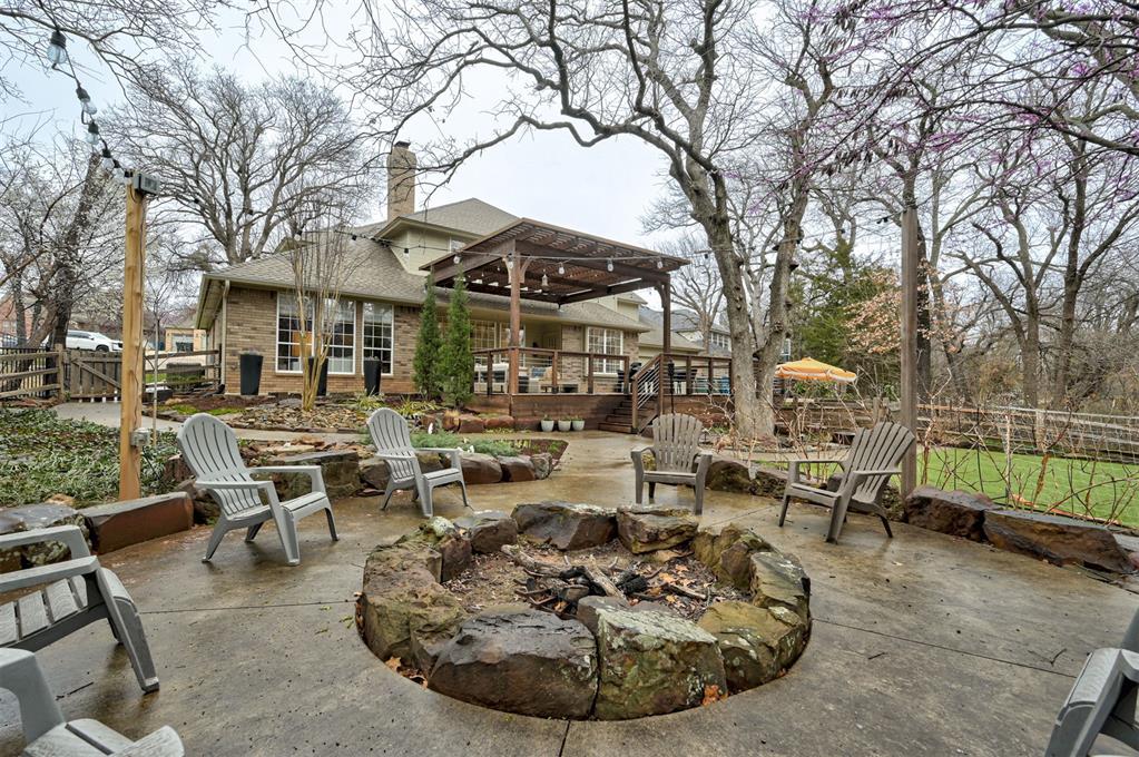 600 Heatherstone Road