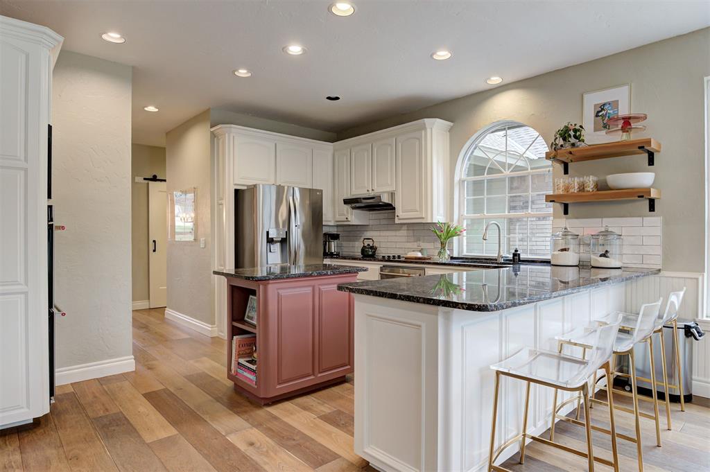 600 Heatherstone Road