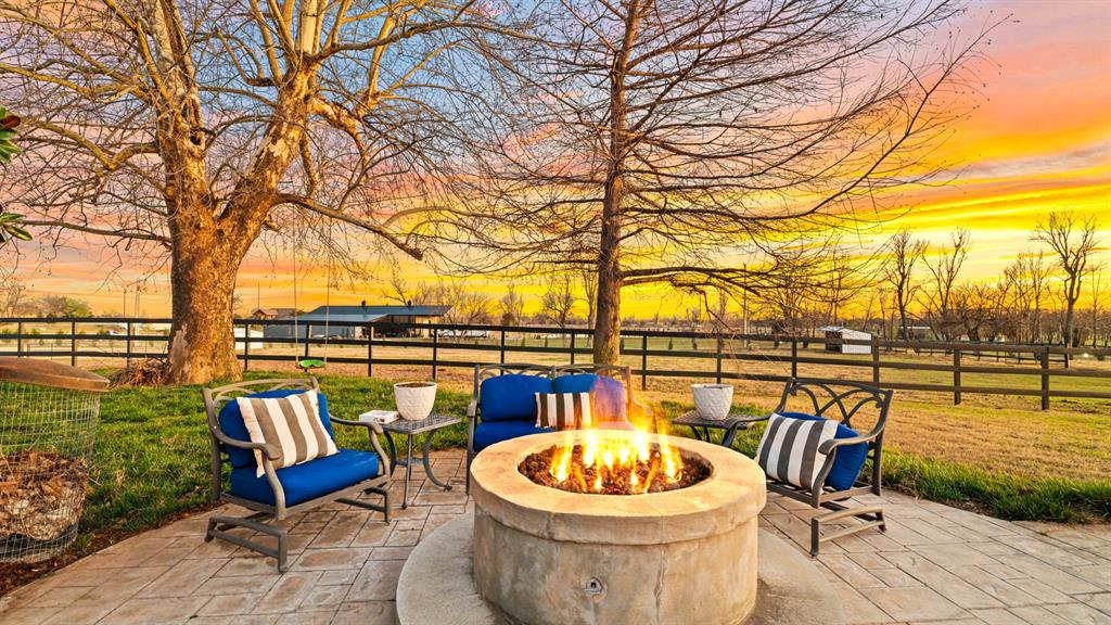 15500 S Drexel Avenue