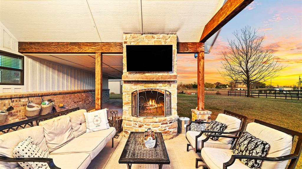 15500 S Drexel Avenue