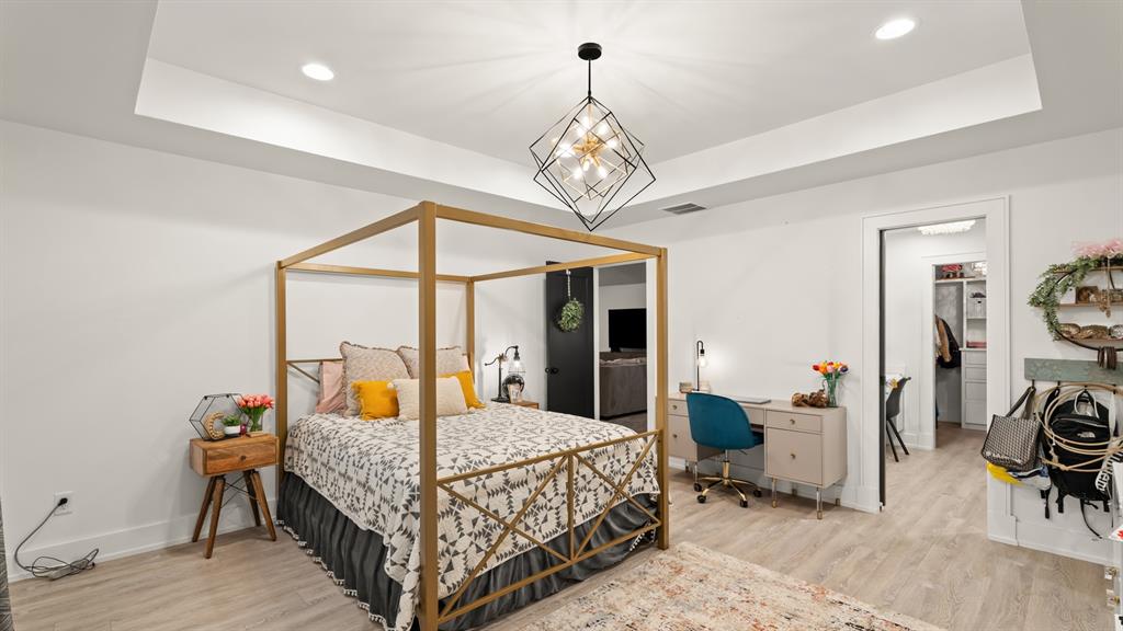 15500 S Drexel Avenue