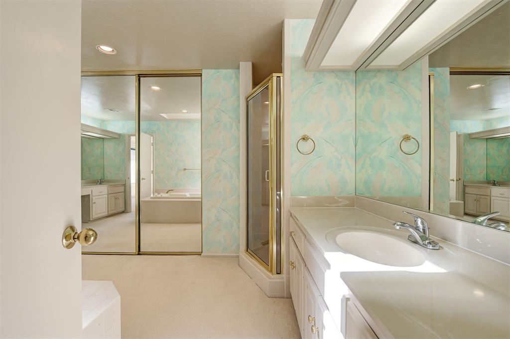 13504 Fox Creek Drive