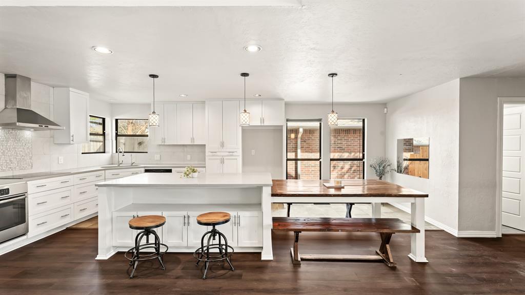 1211 Richmond Road