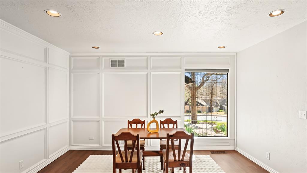 1211 Richmond Road