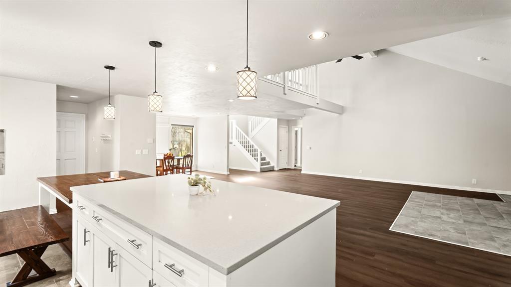 1211 Richmond Road