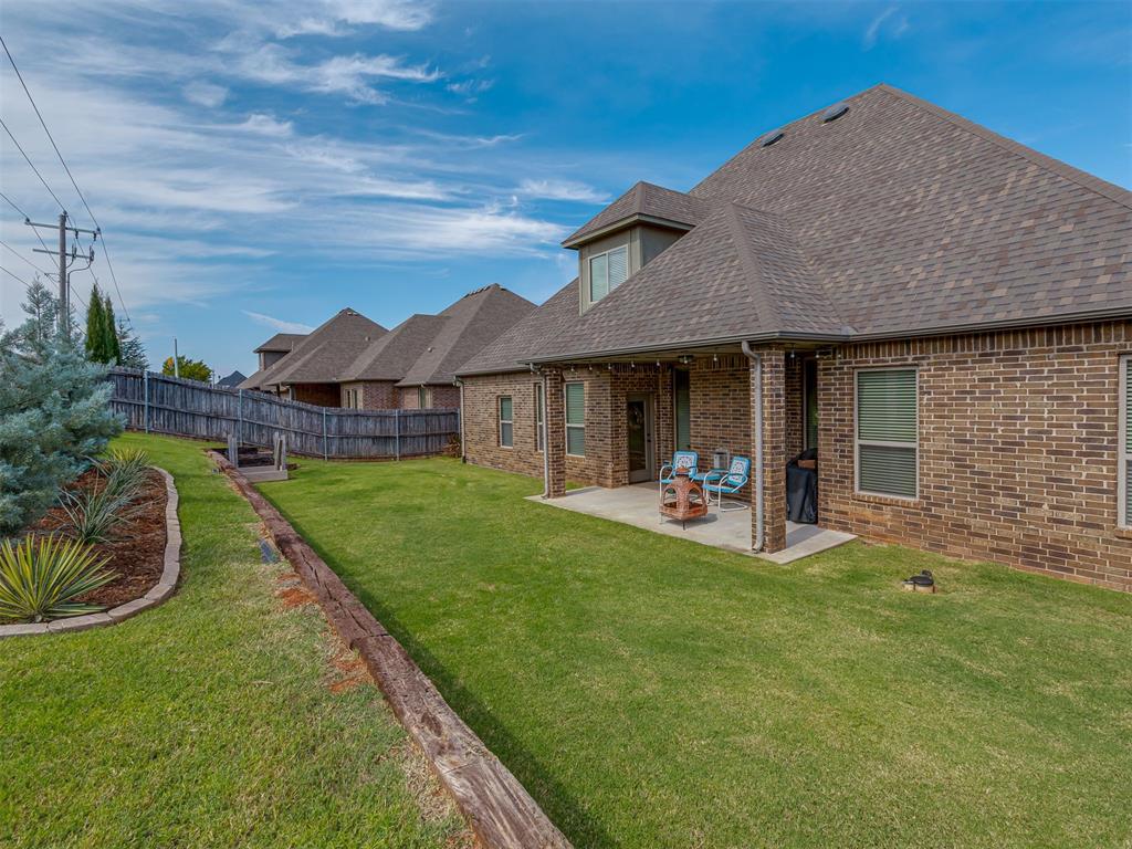 4712 NW 151st Terrace