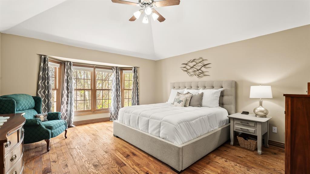 1124 Caines Hill Road