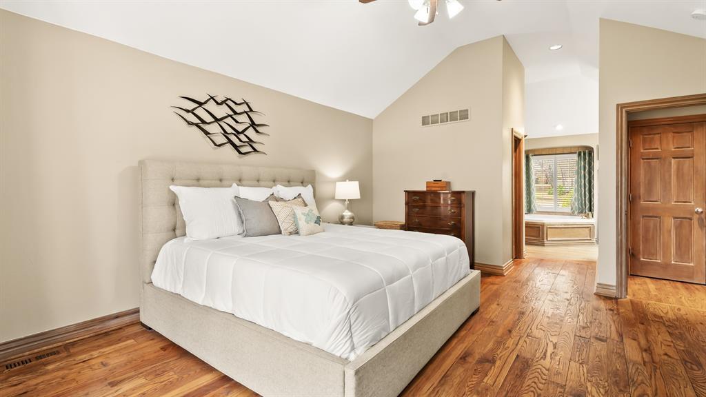 1124 Caines Hill Road