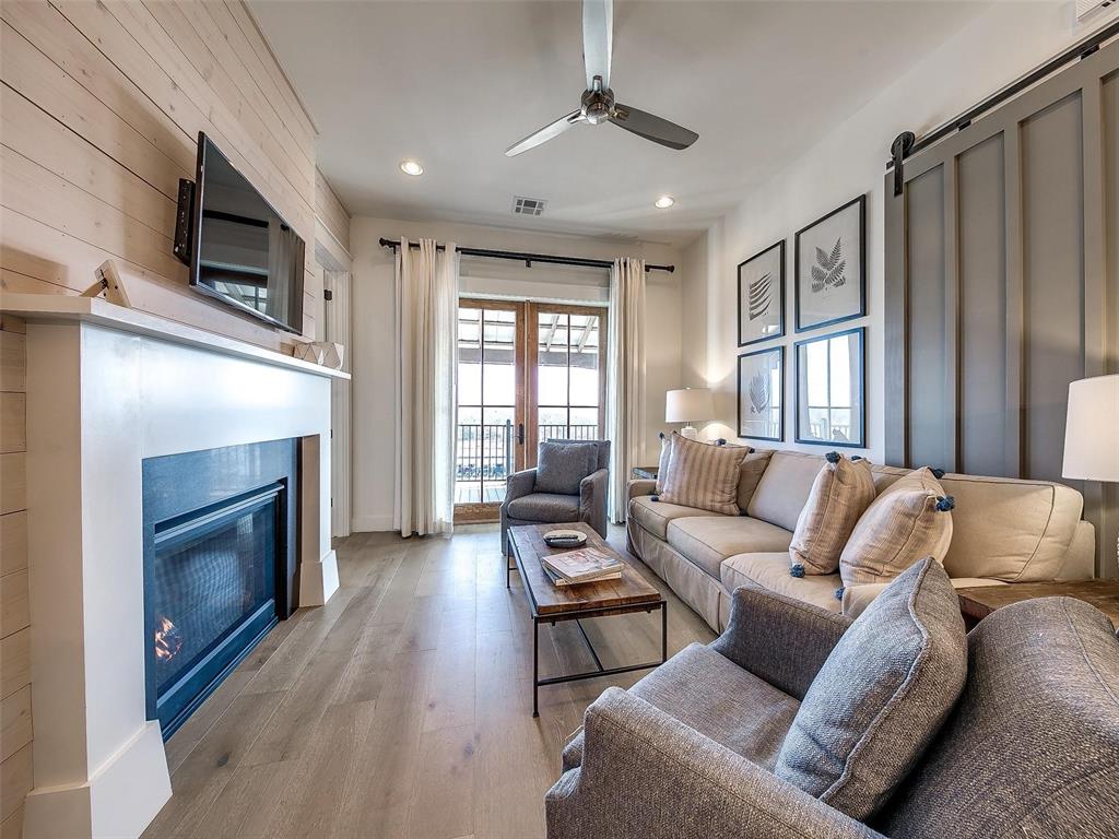 29 N Water Street Unit: 11F