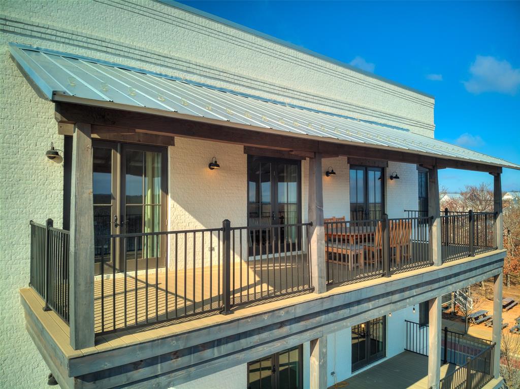 29 N Water Street Unit: 11F