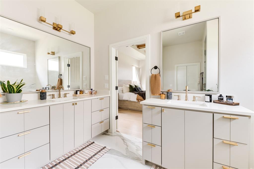 2924 Sandstone Ridge