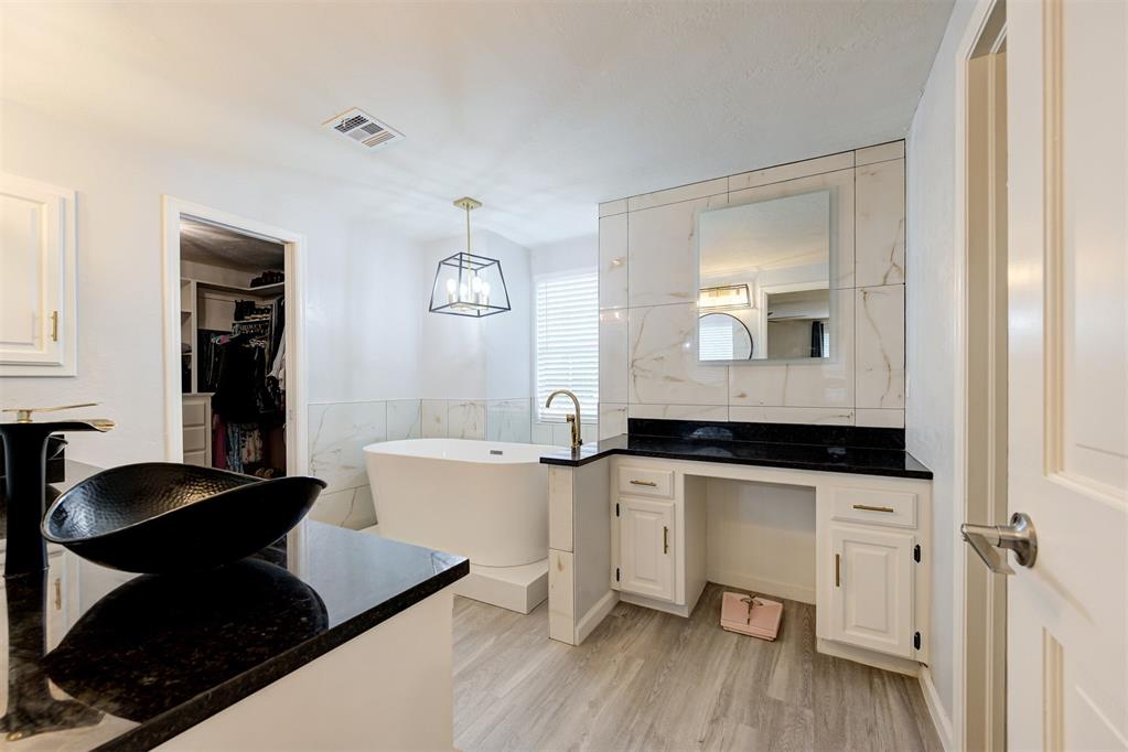 709 Timber Ridge Drive