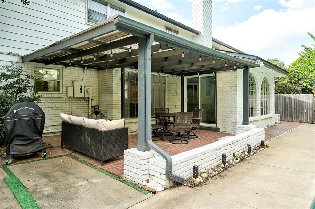 709 Timber Ridge Drive