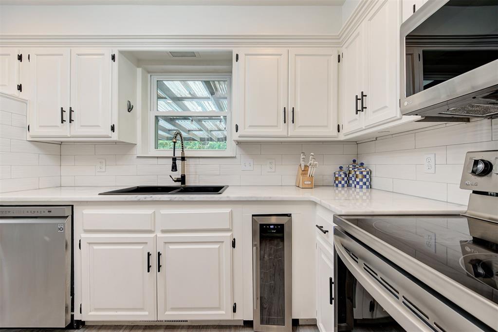 709 Timber Ridge Drive