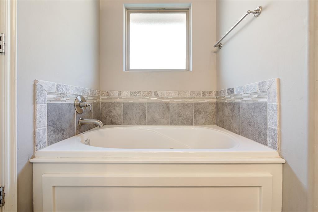 9424 NW 88th Street