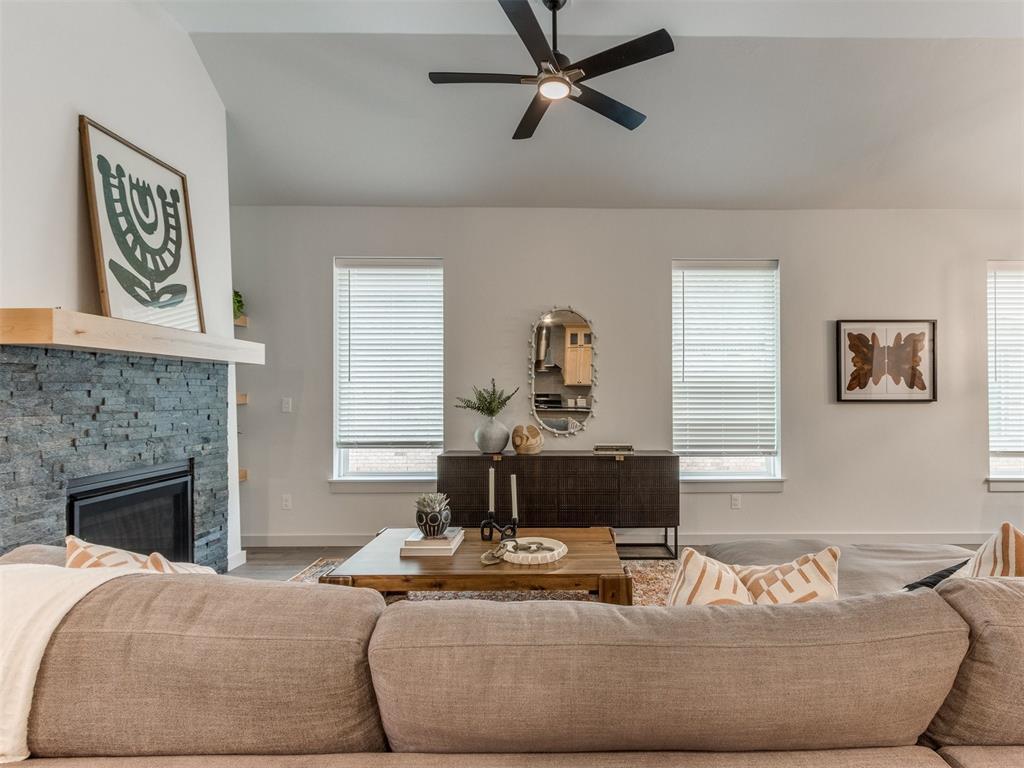 9240 NW 144th Place