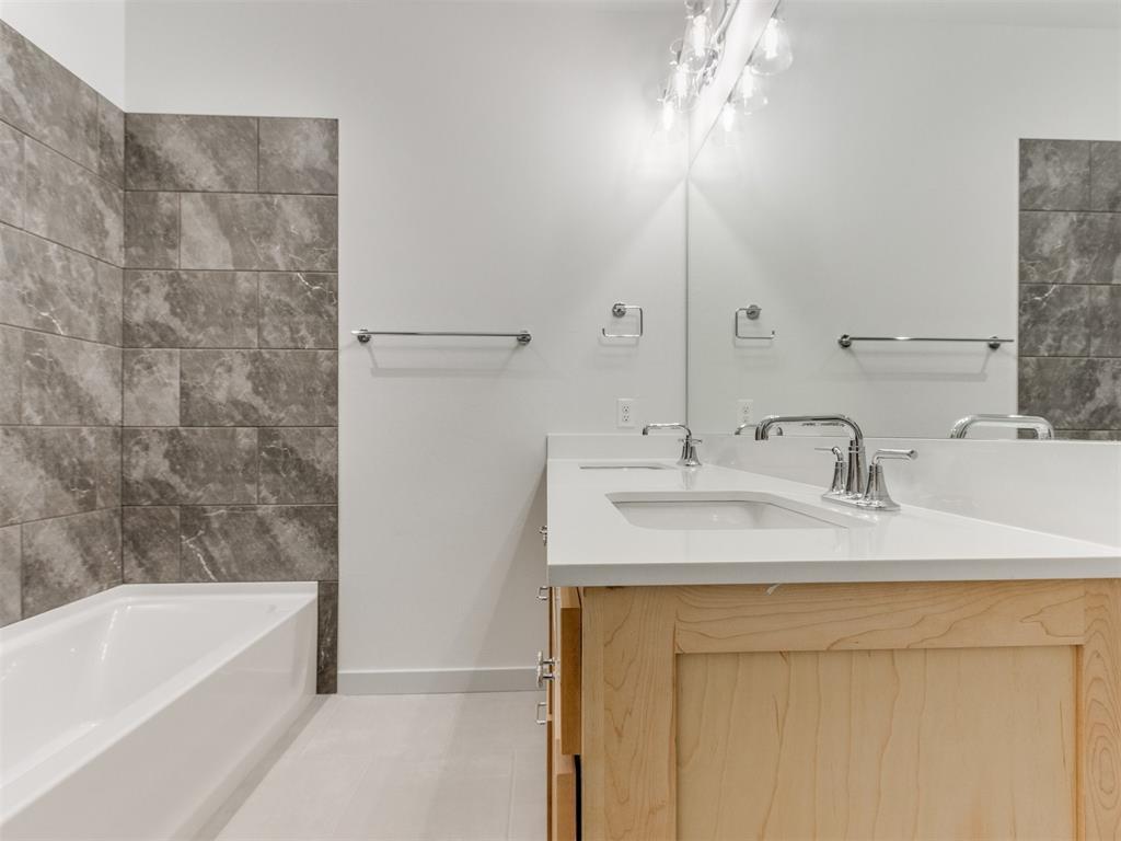 9240 NW 144th Place