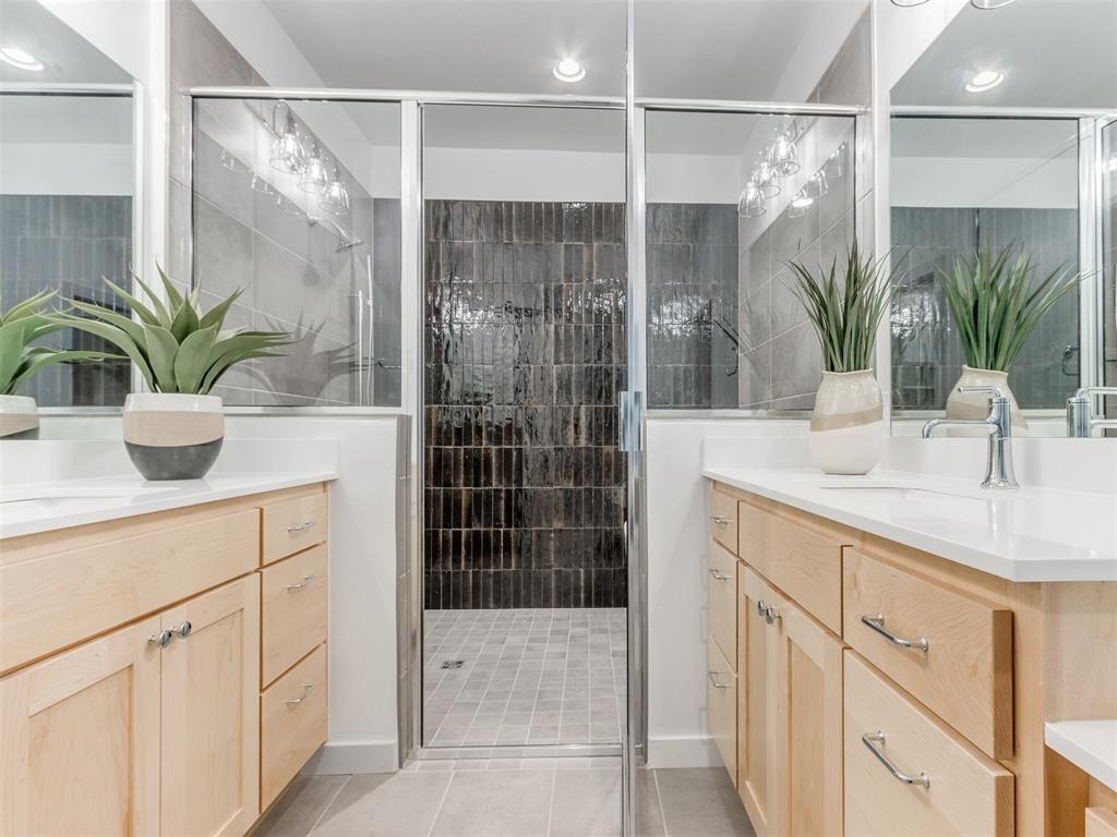9240 NW 144th Place