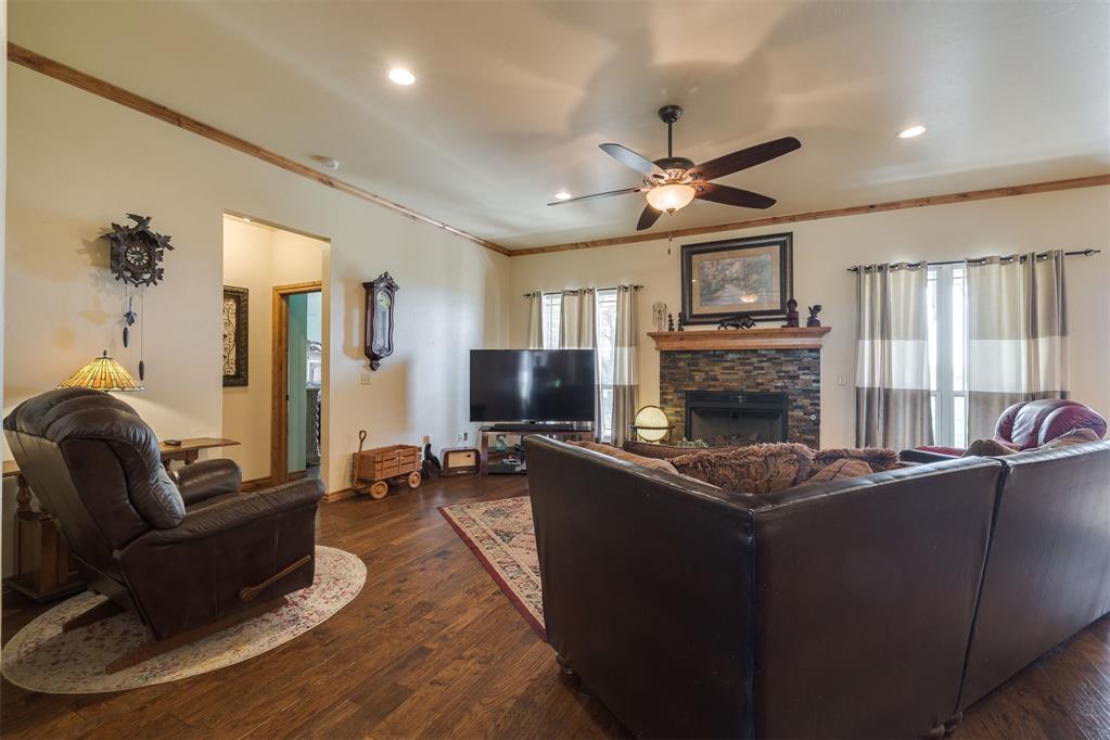 10608 Oaksplinter Lane