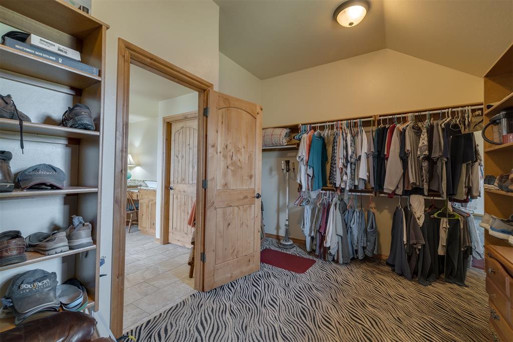 10608 Oaksplinter Lane