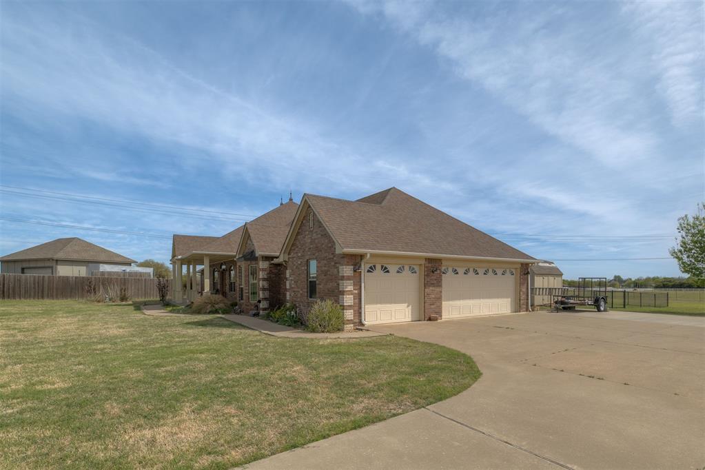 10608 Oaksplinter Lane