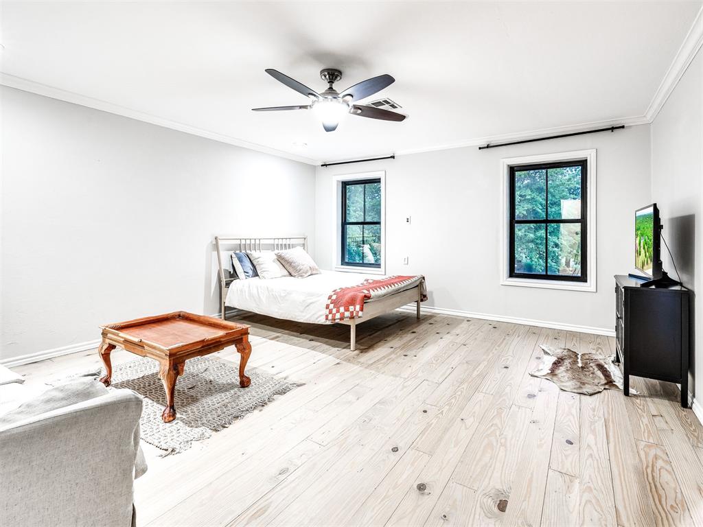 13500 Three Oaks Drive