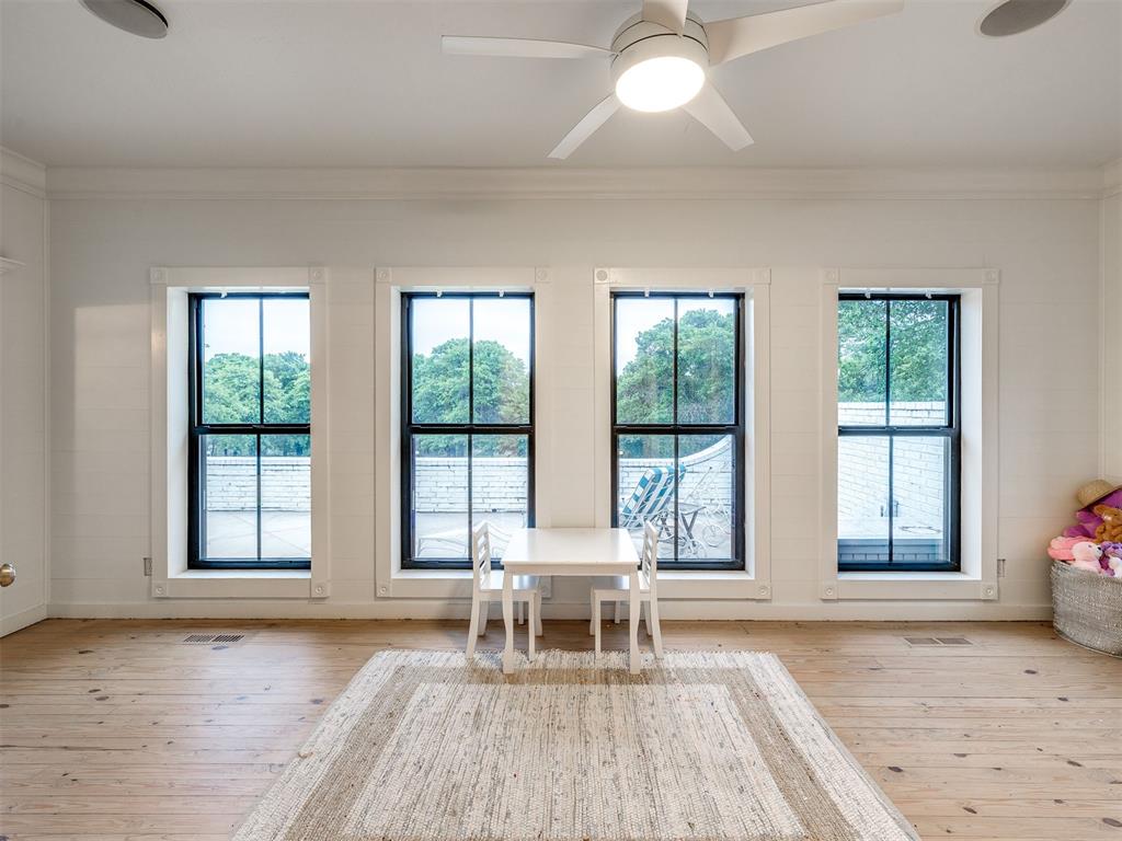 13500 Three Oaks Drive