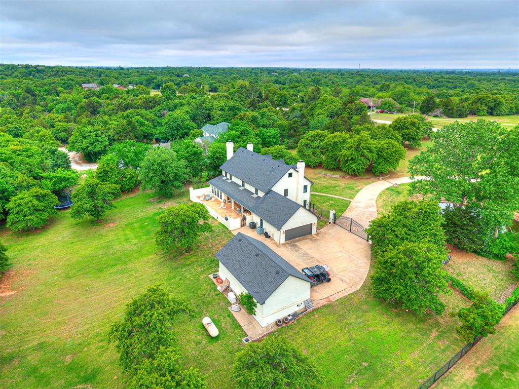 13500 Three Oaks Drive