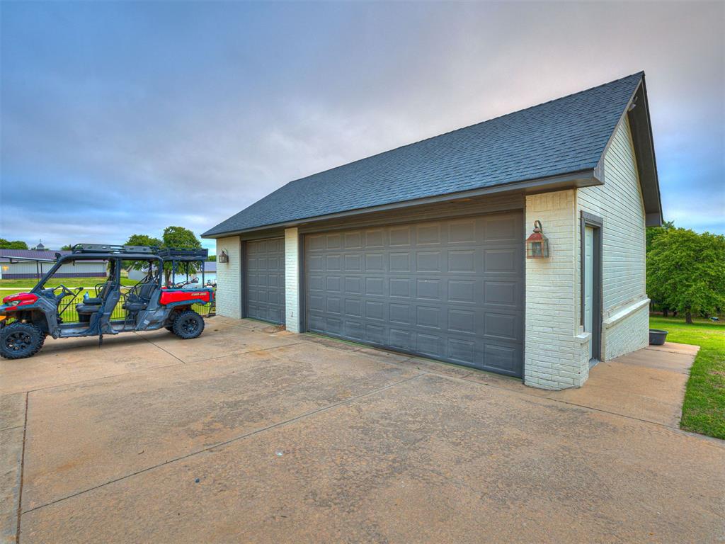 13500 Three Oaks Drive