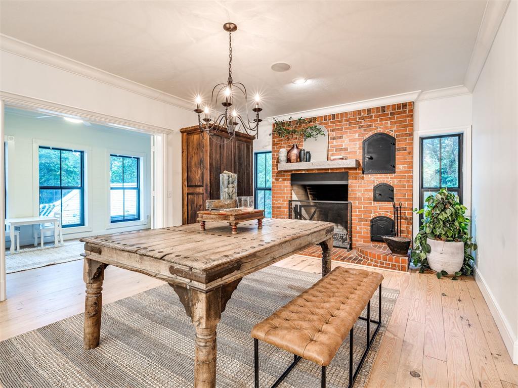 13500 Three Oaks Drive