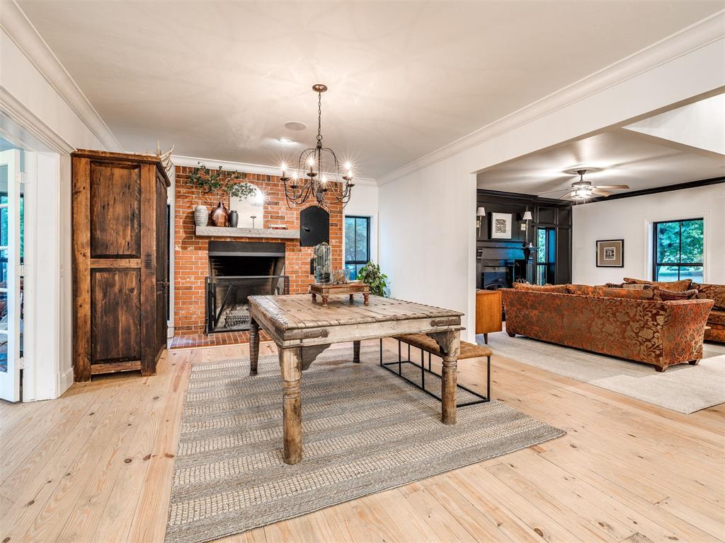 13500 Three Oaks Drive