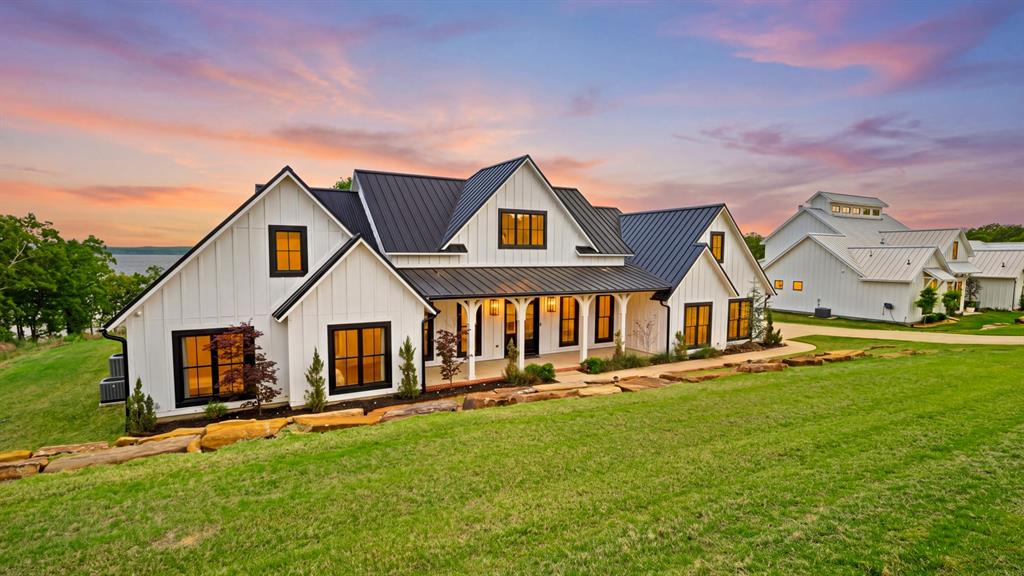 754 Pebble Ridge Arcade