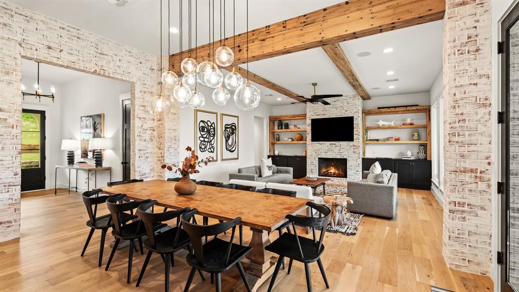 754 Pebble Ridge Arcade