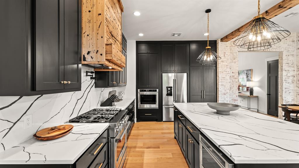 754 Pebble Ridge Arcade