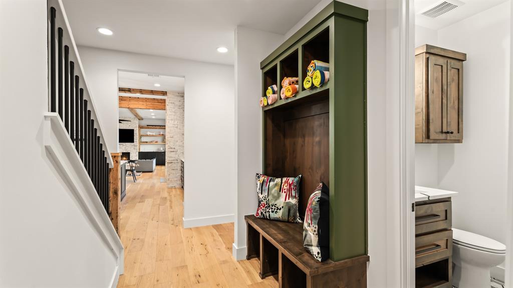 754 Pebble Ridge Arcade