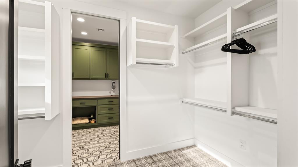 754 Pebble Ridge Arcade