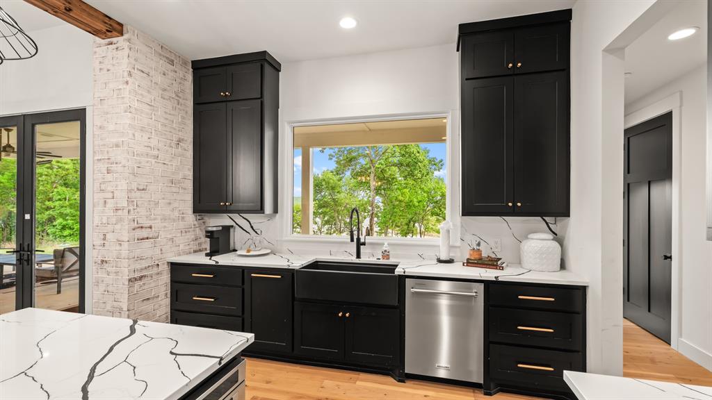 754 Pebble Ridge Arcade