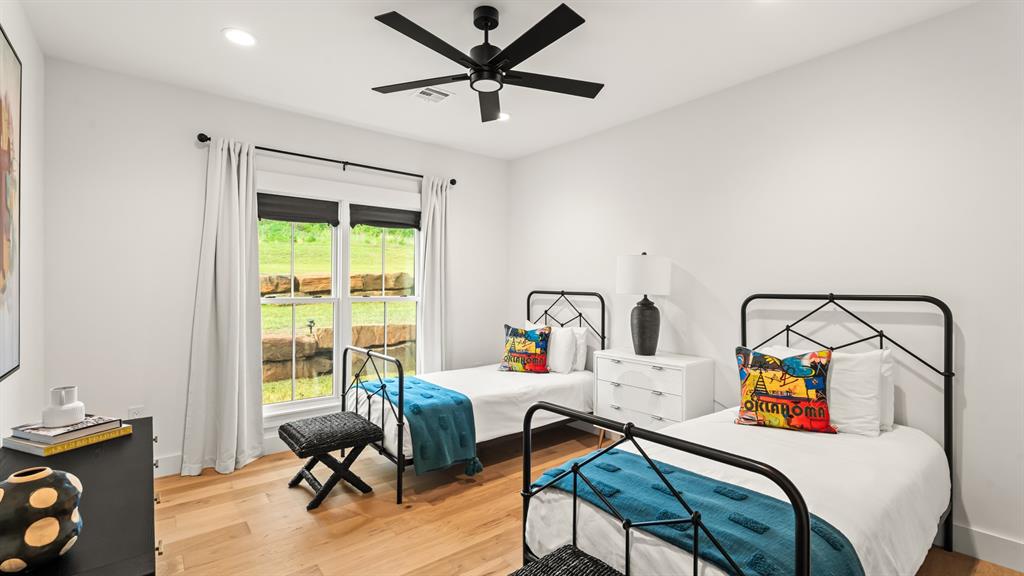 754 Pebble Ridge Arcade