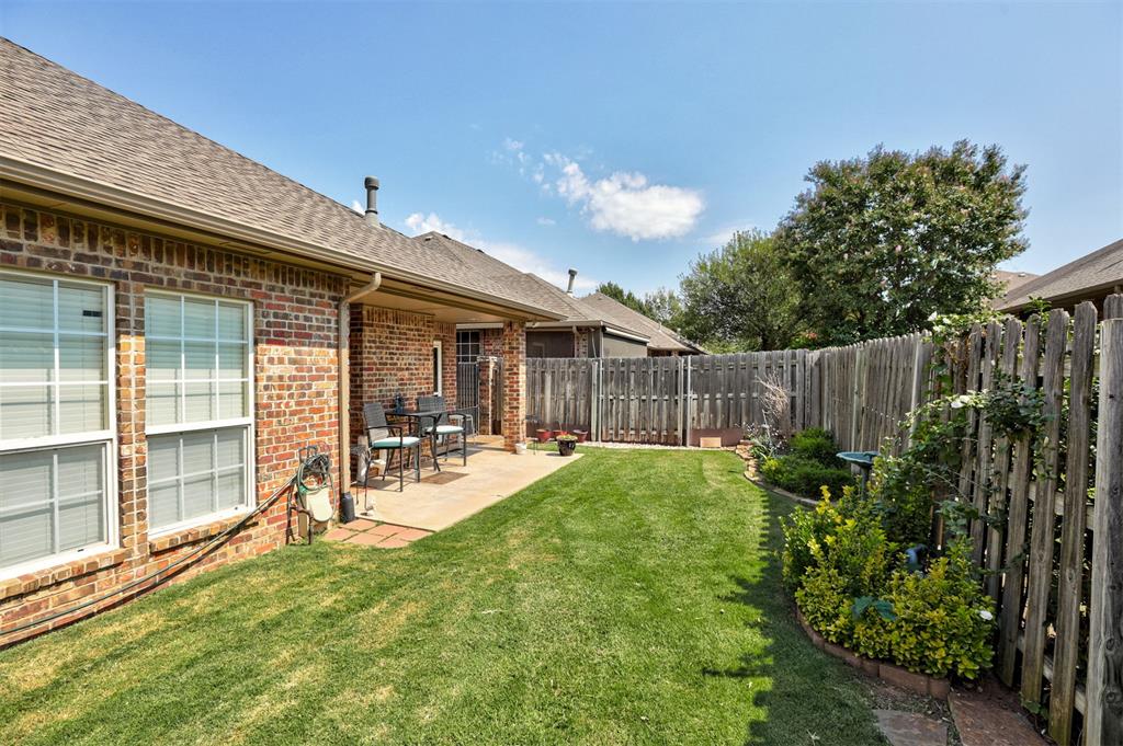 1632 Laurel Place