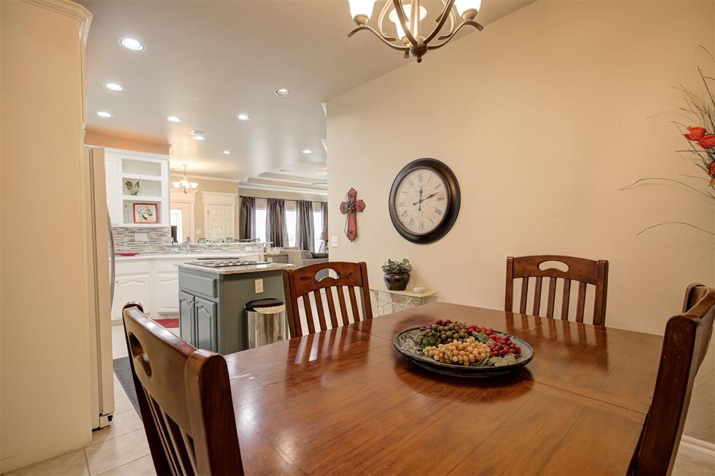 1632 Laurel Place