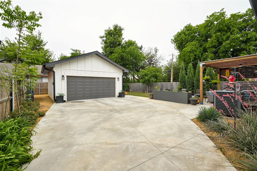 1504 NW 16th Street
