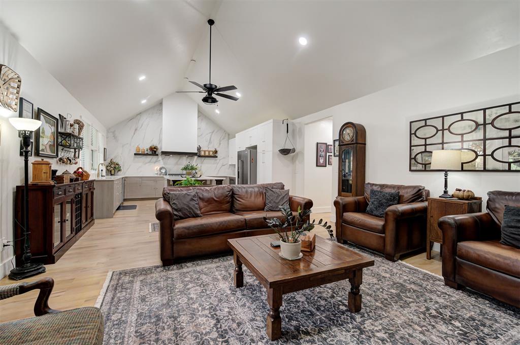 1504 NW 16th Street