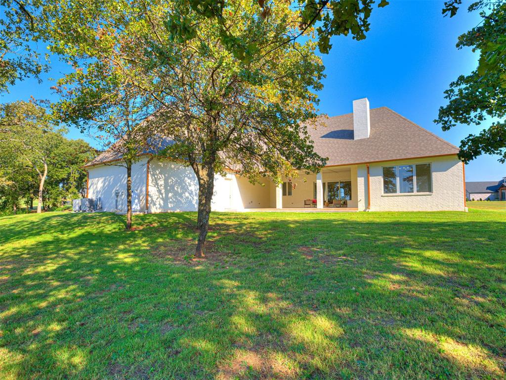 2297 Summit Circle